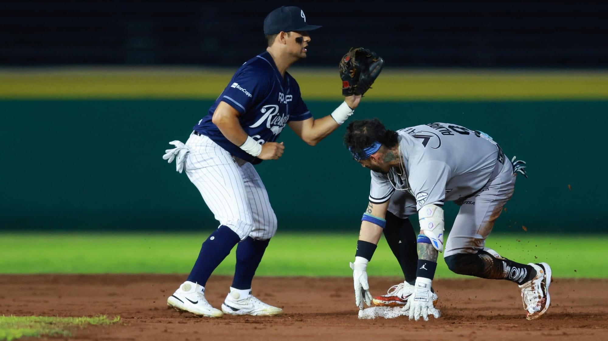 Mariachis: Rieleros gana en 12 innings