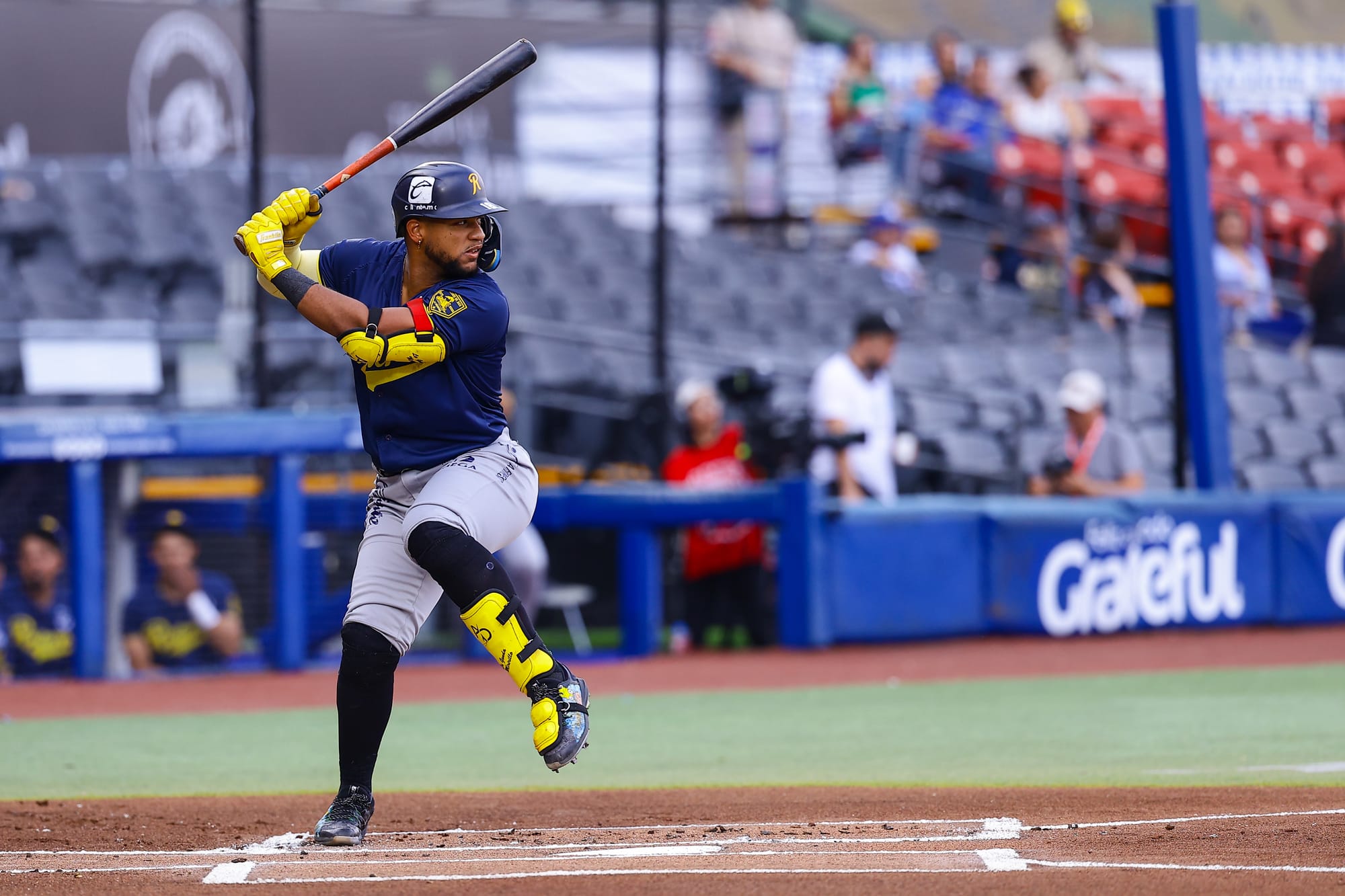 Rieleros asegura la serie en Jalisco