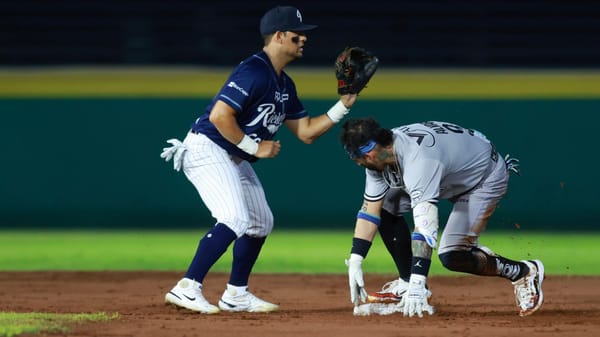 Mariachis: Rieleros gana en 12 innings