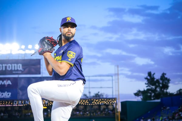 Harol González brilla en la loma y Rieleros asegura la serie ante Toros