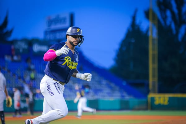 Rieleros blanquea 0-10 a Sultanes en el primero